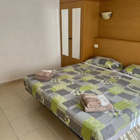 One Bedroom Appartement